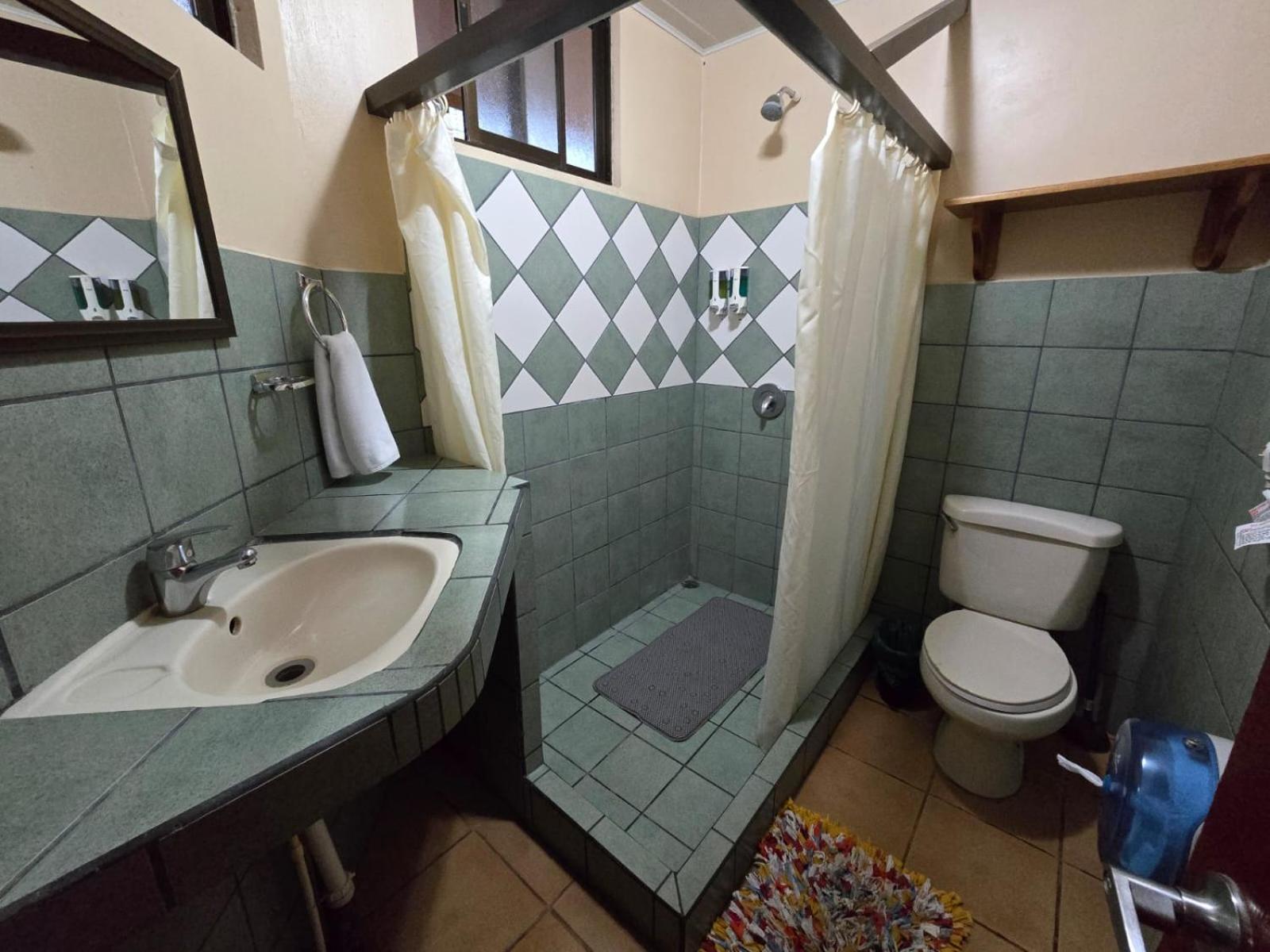 Hotel Iris Arenal La Fortuna Екстериор снимка
